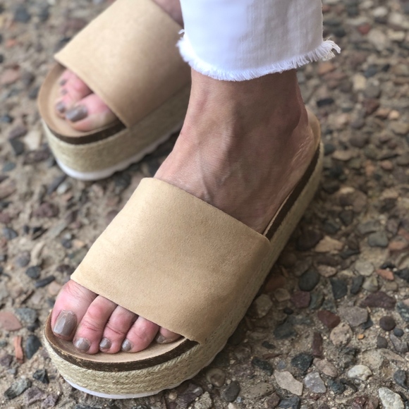 chinese laundry slide sandals